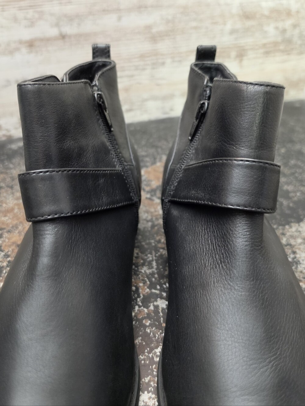 Womens Vionic Logan Boots Sz 9.5 W Wide Used VGC Black Leather - Picture 4 of 9